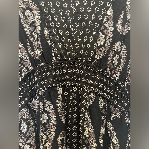 Knox Rose Flowy Smocked Maxi Dress - Picture 3 of 9